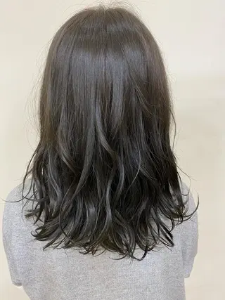 カラー SALOWIN栄 高須大貴のヘアスタイル