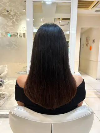 ロング 生活が楽になる縮毛/ ブリーチなしレッドのヘアスタイル