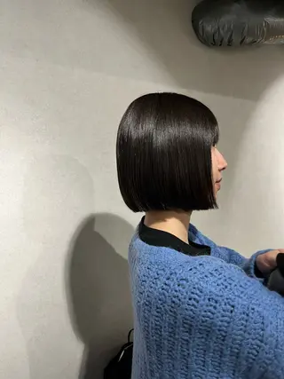 ミディアム anon Loemのヘアスタイル