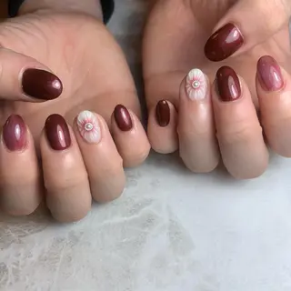 ネイル 里見 麗のネイルデザイン