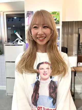 ロング カラー みうら ありさのヘアスタイル