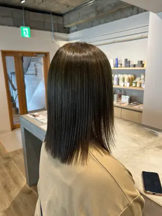 ミディアム カラー aina ⠀ ⠀ ⠀のヘアスタイル