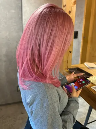 ミディアム カラー 大西 翔のヘアスタイル