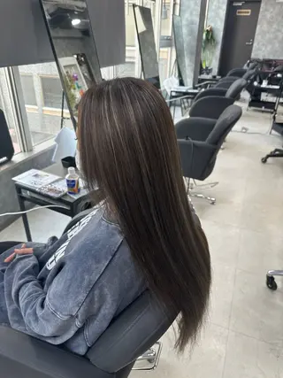 ロング 森本 倭のヘアスタイル