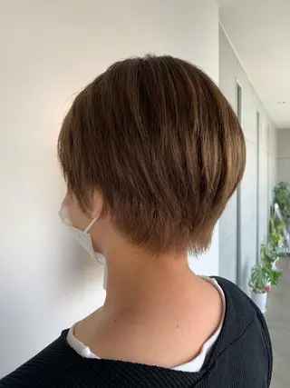 ショート おせ ちさとのヘアスタイル
