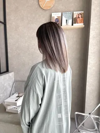 ミディアム カラー 一ノ瀬 暁のヘアスタイル