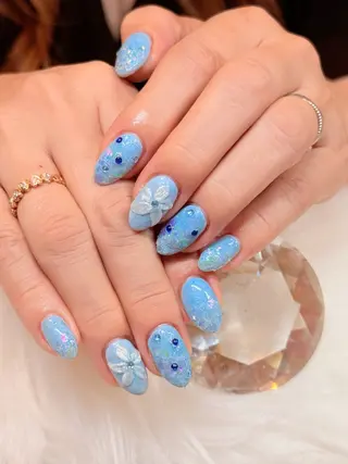 ネイル MIRA NAILROOMのネイルデザイン