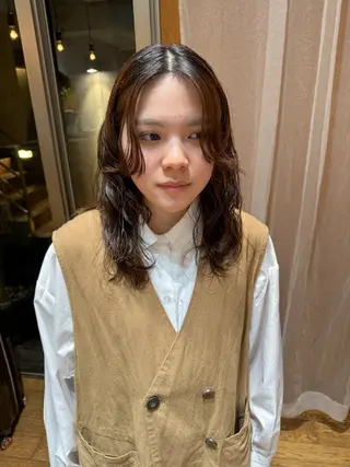 ミディアム パーマ 大橋 芽衣のヘアスタイル