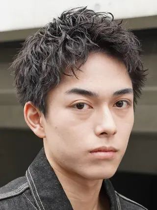パーマ メンズ fifth原宿 宮部蓮のヘアスタイル