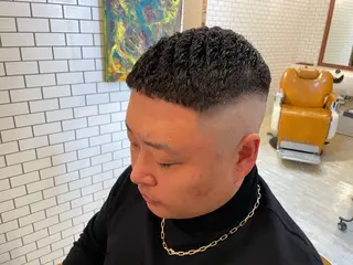 ショート パーマ .HIROSHI .のヘアスタイル