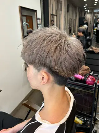 カラー メンズ 💀EDEN聖矢/ ブリーチ"骨格補正"のヘアスタイル