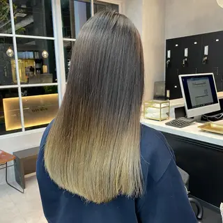 ロング 🫧艶髪/ブリーチ 🐳honami🫧のヘアスタイル