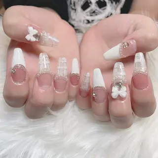 ネイル D-BEAUTY Nailsalonのネイルデザイン