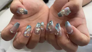 ミディアム ブラウン 広奈子のネイルデザイン