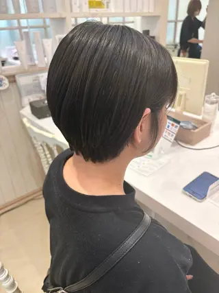 ショート つちだ ゆうひ / 暗髪カラー⟡.·のヘアスタイル