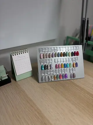 ネイル Atelier Leafのネイルデザイン