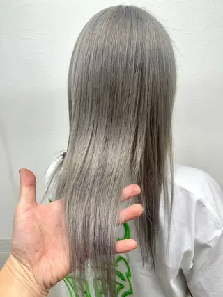 カラー ダブルスキルエクステ /羽エクステ白石宇由のヘアスタイル