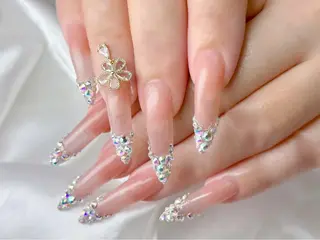 ネイル Queennail 北堀江megumiのネイルデザイン