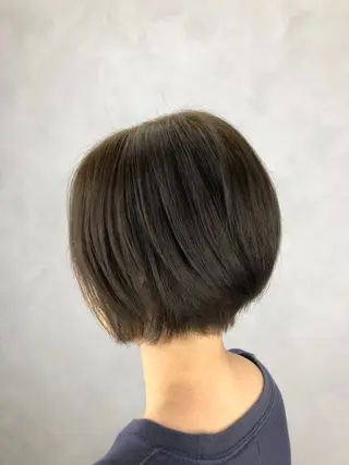 ショート カラー IT by ALBUM立川のヘアスタイル