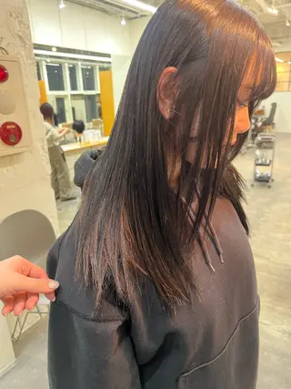 カラー MION✂️ 似合わせカットのヘアスタイル