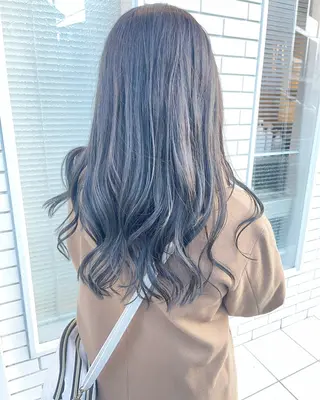ロング カラー 城間 晴人のヘアスタイル