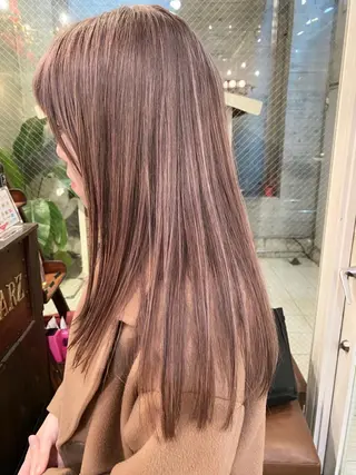 ロング カラー 白髪ぼかし×デザイン 🕊️🫧ホウジョウのヘアスタイル