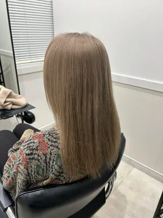 カラー 🌼透け感カラー 🌼Rinaのヘアスタイル