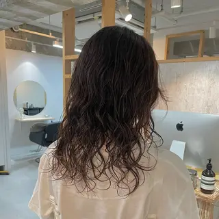 ロング ヨネクラ／髪質改善 ・まつげパーマのマツエク・マツパデザイン