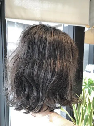 ミディアム カラー ヘアアレンジ 秋葉 一郎のヘアスタイル