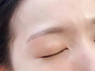 アイブロウ Rosanna 内田のマツエク・マツパデザイン