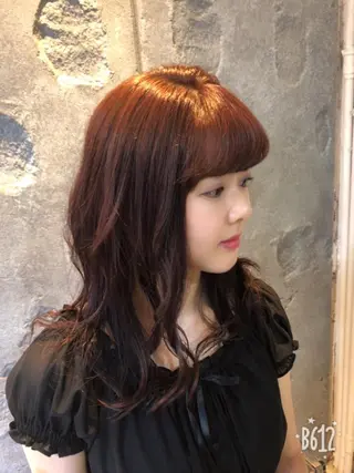 ロング 大久保 遥日のヘアスタイル
