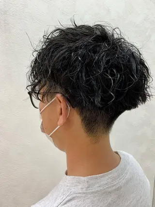 ショート パーマ メンズ 加藤 遥花のヘアスタイル