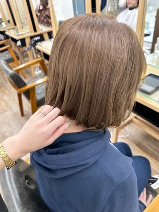 ミディアム カラー パーマ ヘアアレンジ メンズ キッズ レイヤーカット／顔周 りカット/縮毛矯正のヘアスタイル