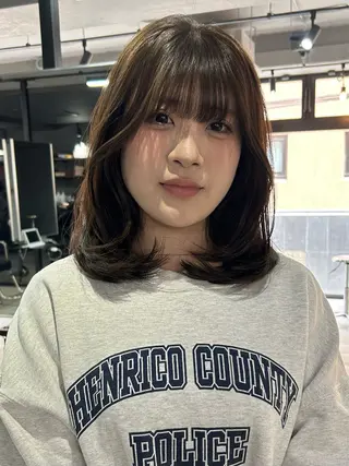 ミディアム カラー ヘアアレンジ レイヤーカット×髪質 改善🇰🇷シオリのヘアスタイル