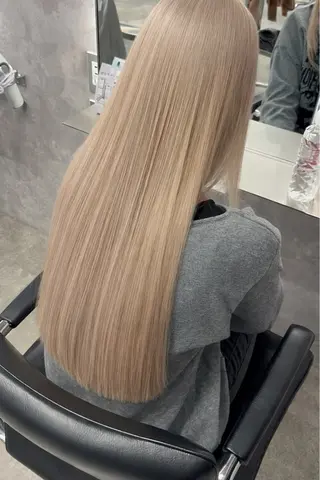 ロング 中川 舞のヘアスタイル