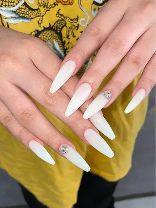 ネイル Salon attrait 大石のネイルデザイン