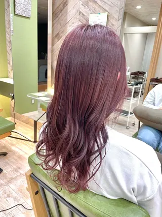 ロング カラー 佐々木 美帆のヘアスタイル