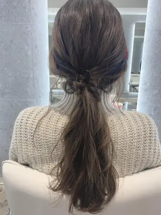 ロング カラー 山下 千明のヘアスタイル