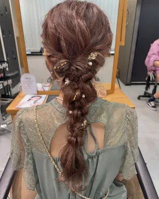 ロング ヘアアレンジ 立川 奈那子のヘアスタイル