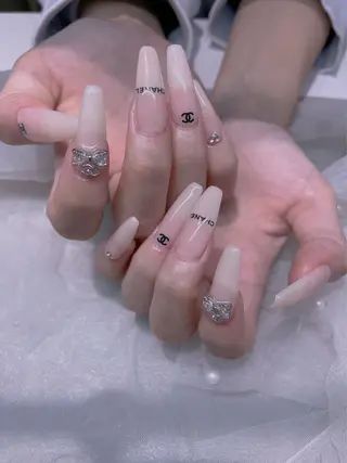 ネイル エムズ ハヤシのネイルデザイン