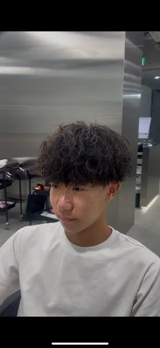 ショート パーマ メンズ トレンド🔥メンズ 特化⚡️網野裕希のヘアスタイル