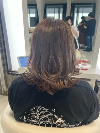 ミディアム カラー SEA BELLE YASUのヘアスタイル