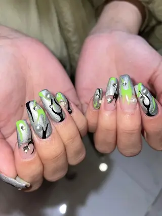 ネイル ˚✧⁺⭐︎༚moca miyuu⁎⁺˳✧༚のネイルデザイン