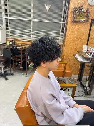 ショート パーマ メンズ soin by poshのヘアスタイル