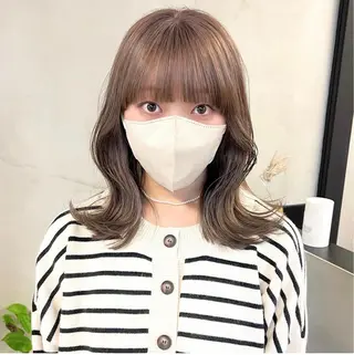ミディアム カラー パーマ ヘアアレンジ キッズ ネイル マツエク・マツパ アイブロウ 前川 朋香のヘアスタイル
