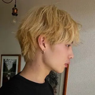 ショート 盛れる透明感カラー・ momokaのヘアスタイル