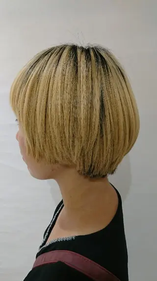 ショート 齋藤 愛美のヘアスタイル