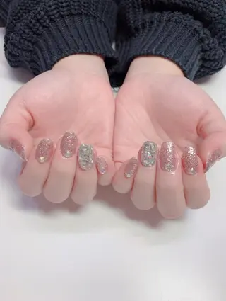 ネイル 韓 玲のネイルデザイン