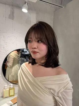 セミロング 新宿/顔周りカット +レイヤー＝しずく♩のヘアスタイル