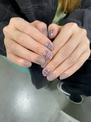 ネイル whitepaper 🔷IZUMIのネイルデザイン